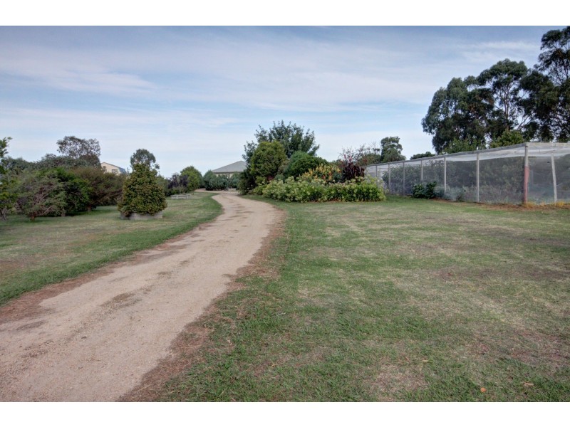 100 Rivermouth Rd, Eagle Point VIC 3878
