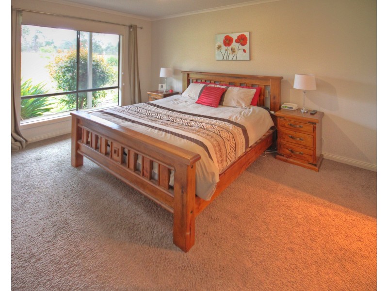 20 Hallier Ct, Nicholson VIC 3882