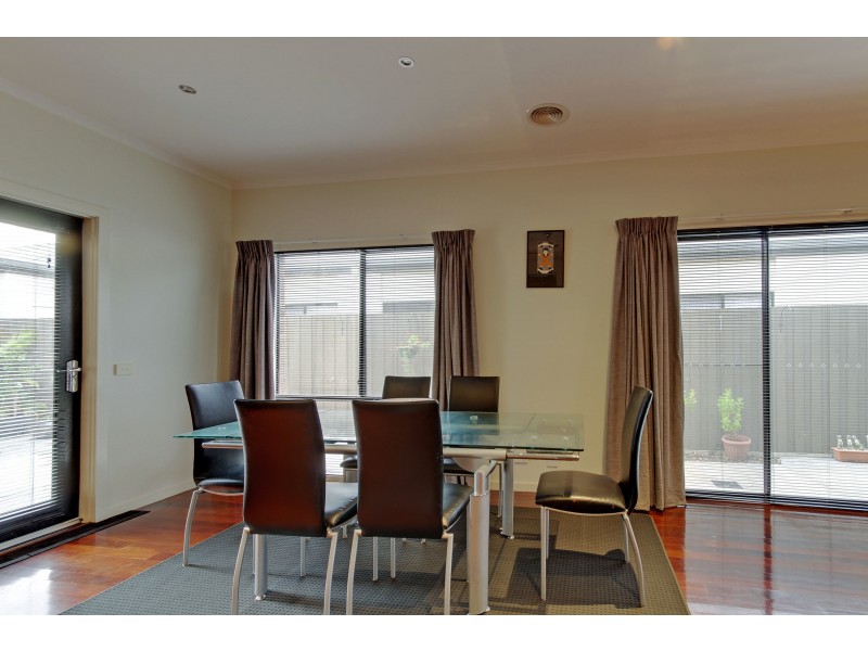 38 Langford Pde, Paynesville VIC 3880