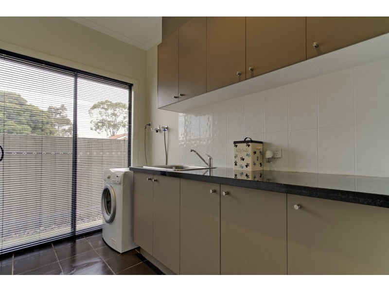 38 Langford Pde, Paynesville VIC 3880