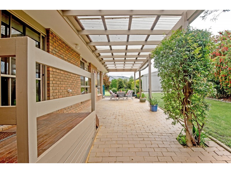 45 Fullarton Dr, Paynesville VIC 3880