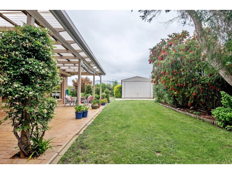 45 Fullarton Dr, Paynesville VIC 3880