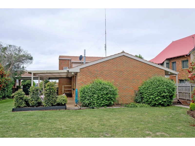 45 Fullarton Dr, Paynesville VIC 3880