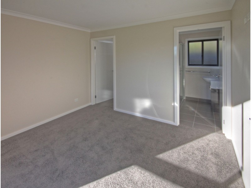 1 Palm Ave, Paynesville VIC 3880