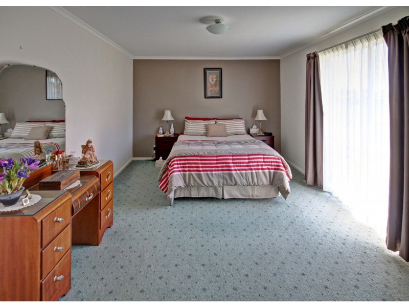 7 Landfall Ave, Newlands Arm VIC 3875