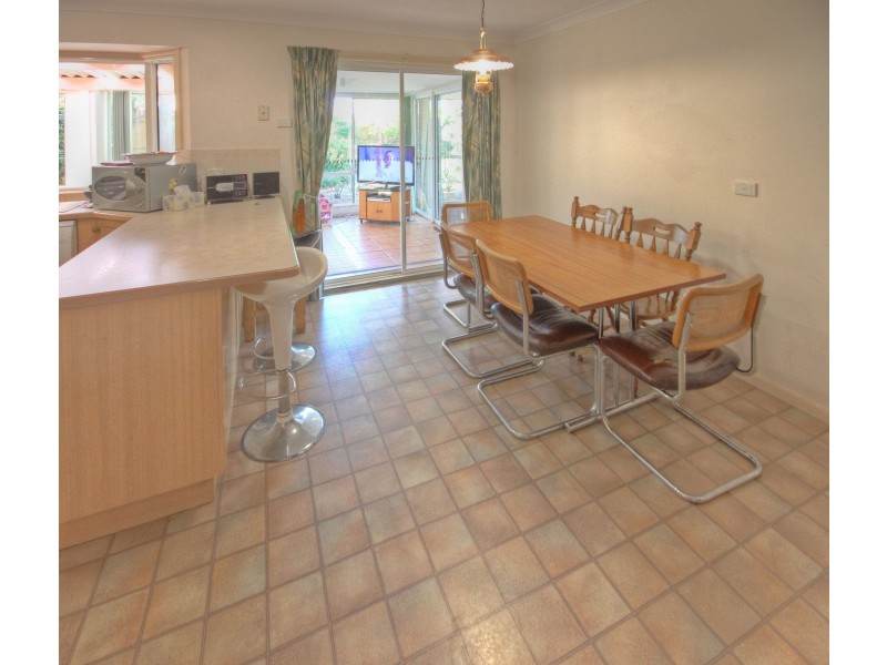 6 Tanjil Ave, Paynesville VIC 3880