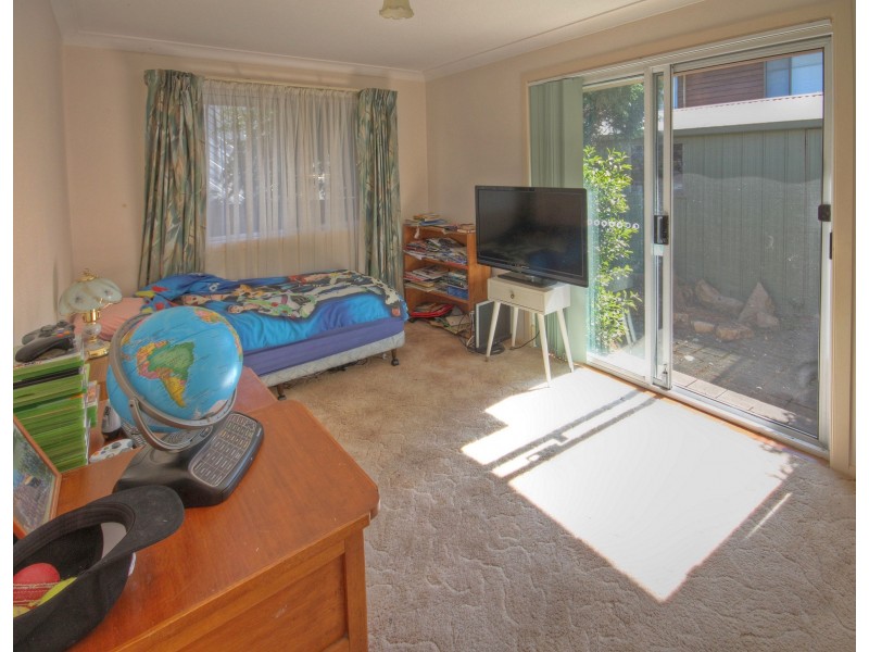 6 Tanjil Ave, Paynesville VIC 3880