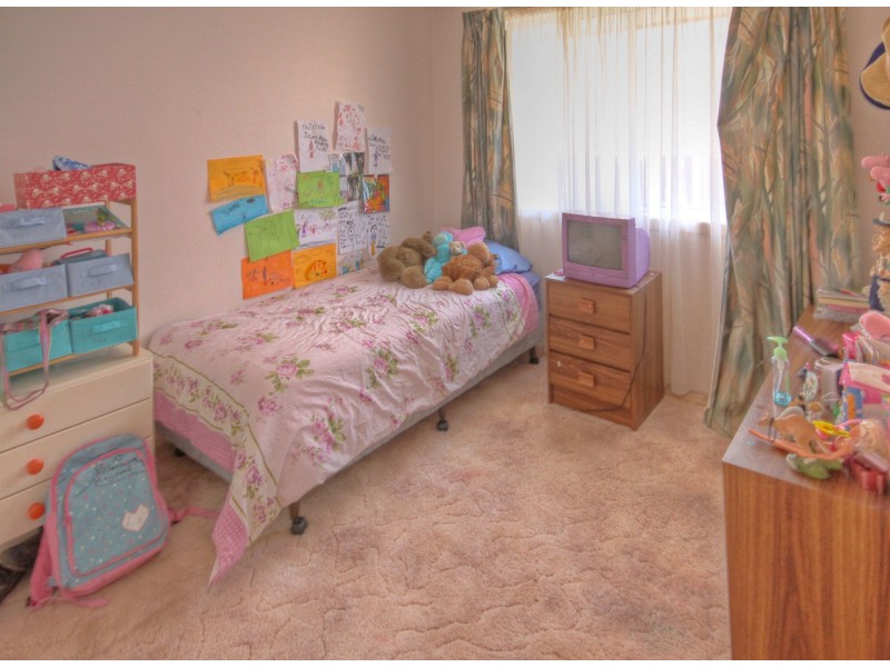 6 Tanjil Ave, Paynesville VIC 3880