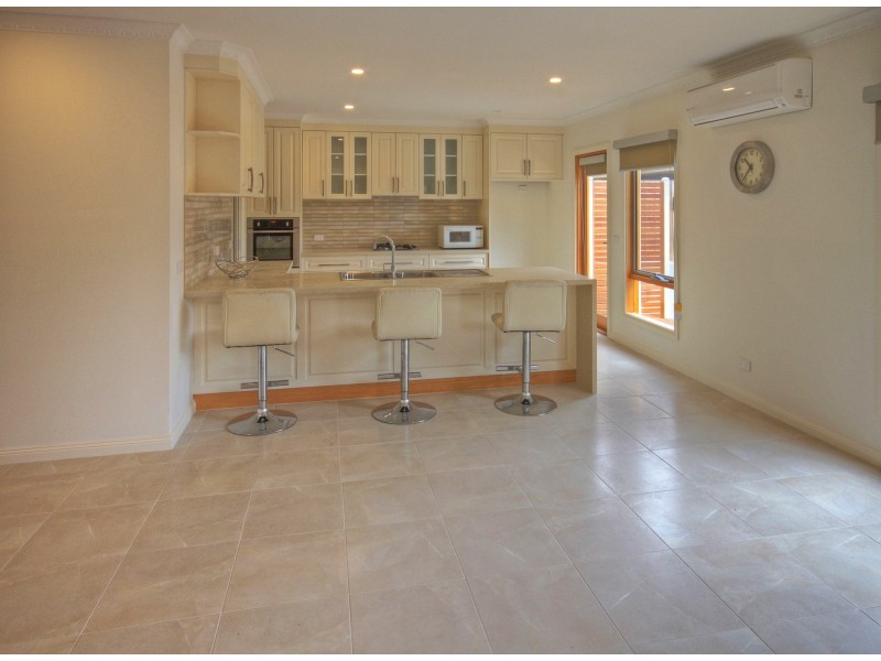 2/28 Mitchell, Bairnsdale VIC 3875