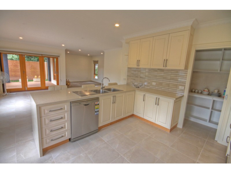 2/28 Mitchell, Bairnsdale VIC 3875