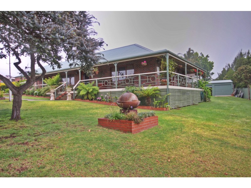 2 Sheerwater Tce, Paynesville VIC 3880