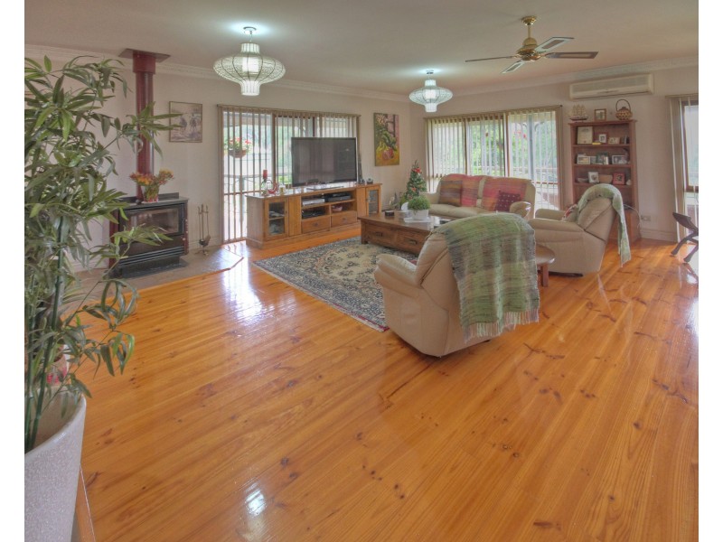 2 Sheerwater Tce, Paynesville VIC 3880