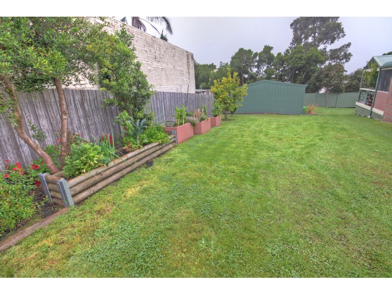 2 Sheerwater Tce, Paynesville VIC 3880