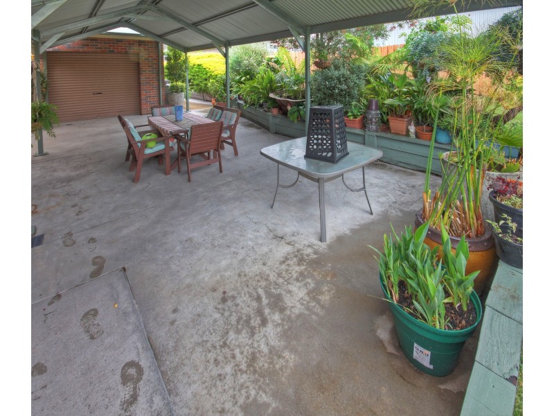 2 Sheerwater Tce, Paynesville VIC 3880