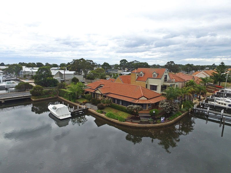 17 King St, Paynesville VIC 3880