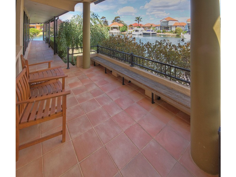 17 King St, Paynesville VIC 3880