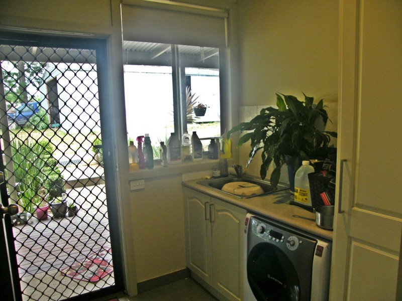 1000 Wy Yung-calulu Rd, Calulu VIC 3875