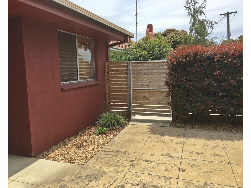 2/134 Mckean St, Bairnsdale VIC 3875