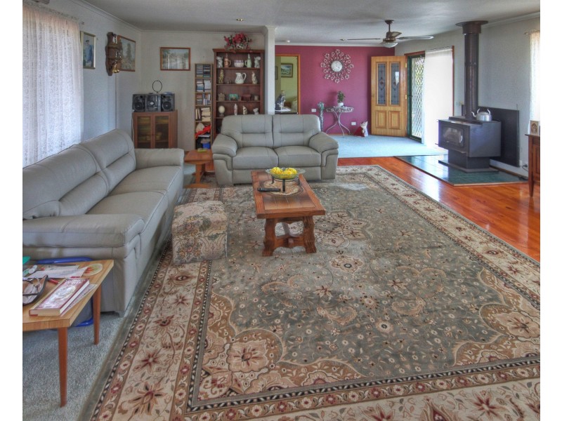 2 Driftwood Ct, Newlands Arm VIC 3875