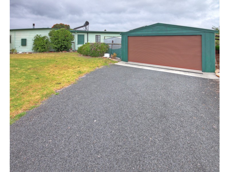 2 Driftwood Ct, Newlands Arm VIC 3875