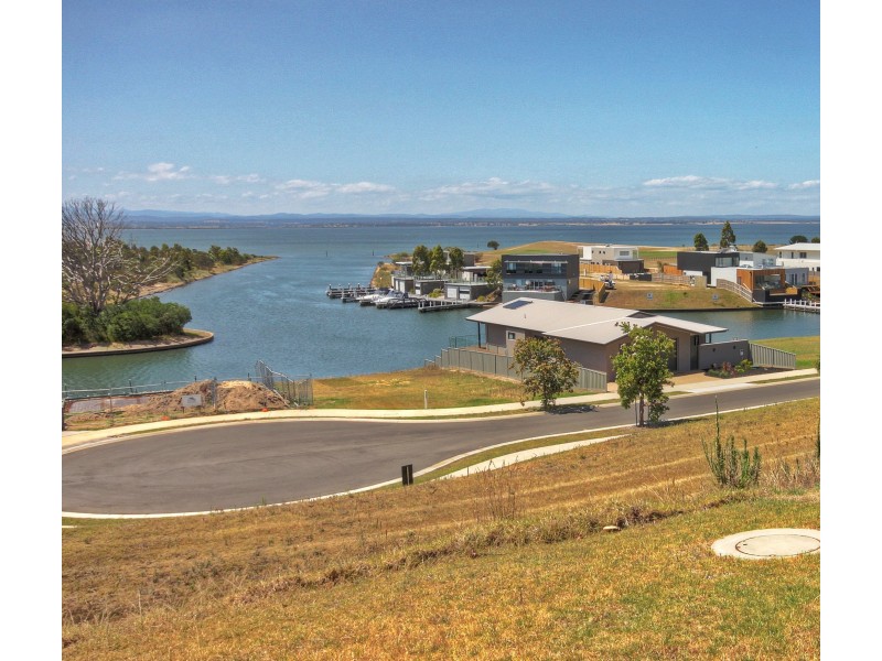 10 Infinity Ct, Paynesville VIC 3880