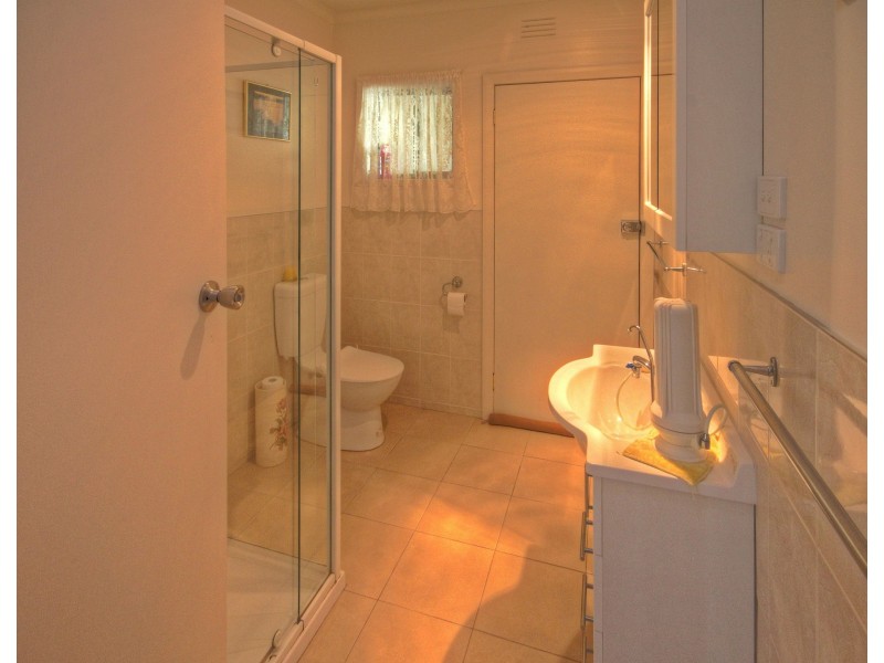 13 Main Road, Paynesville VIC 3880