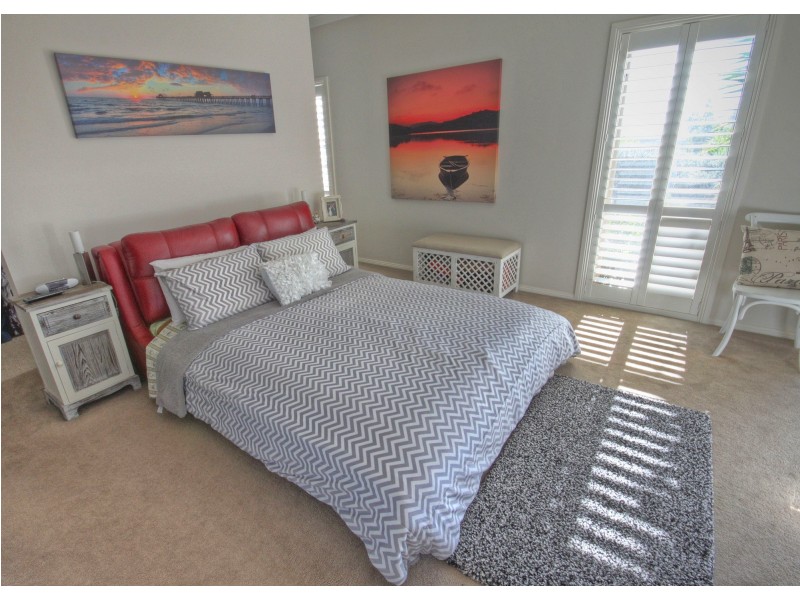 19 Eagle Bay Tce, Paynesville VIC 3880