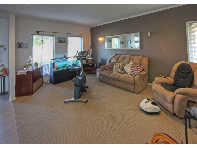 30 Eagle Bay Tce, Eagle Point VIC 3878