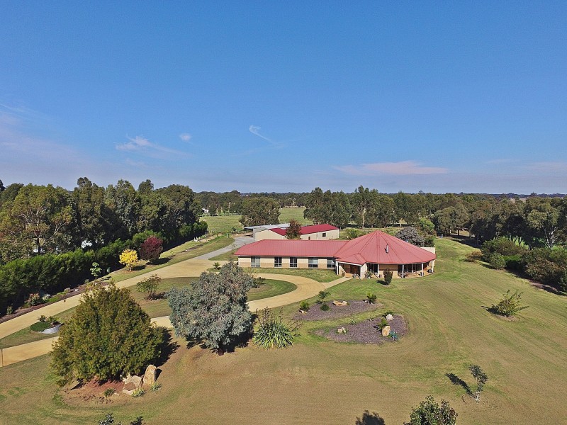 45 Boyd Ct, Eagle Point VIC 3878