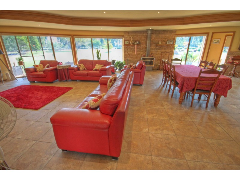 45 Boyd Ct, Eagle Point VIC 3878