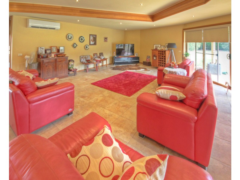 45 Boyd Ct, Eagle Point VIC 3878