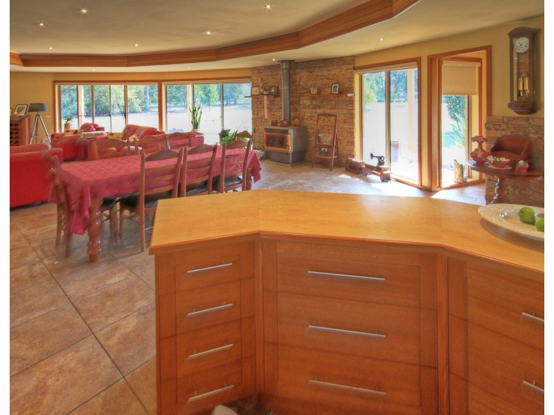 45 Boyd Ct, Eagle Point VIC 3878