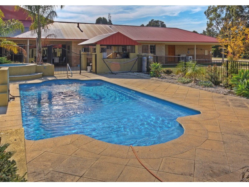 45 Boyd Ct, Eagle Point VIC 3878