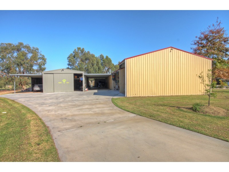 45 Boyd Ct, Eagle Point VIC 3878