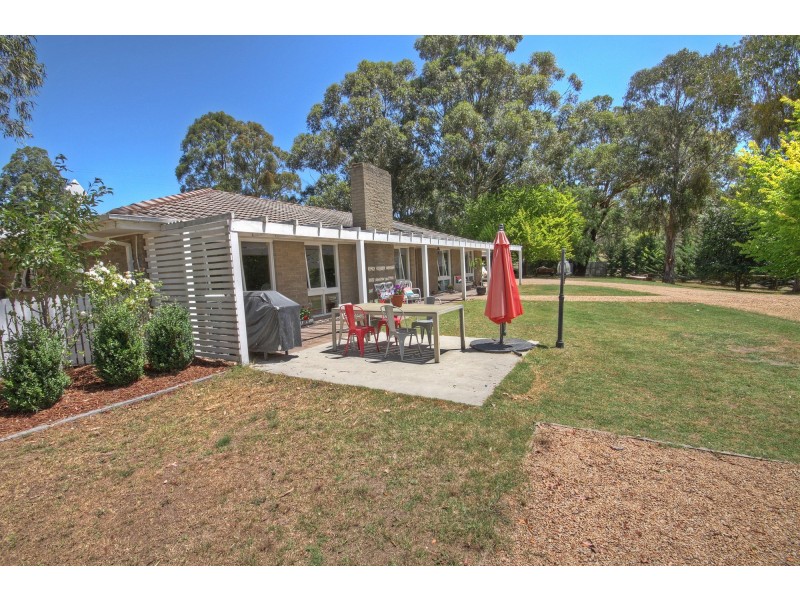 55 Clifton West Rd, Wy Yung VIC 3875