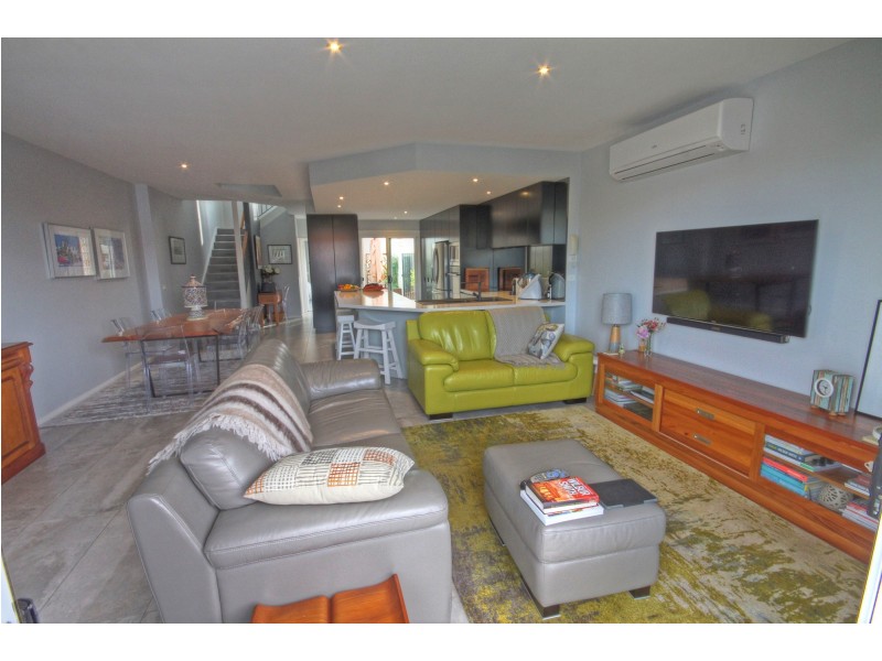 2/7 King, Paynesville VIC 3880