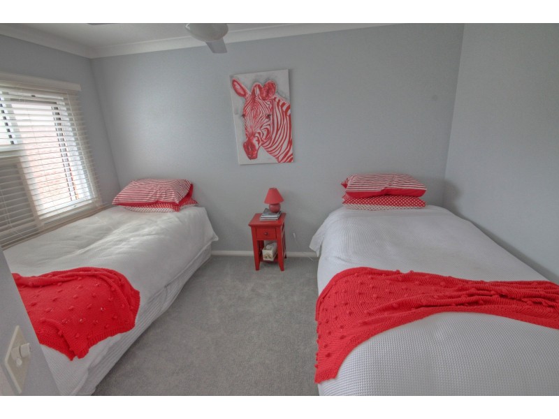 2/7 King, Paynesville VIC 3880