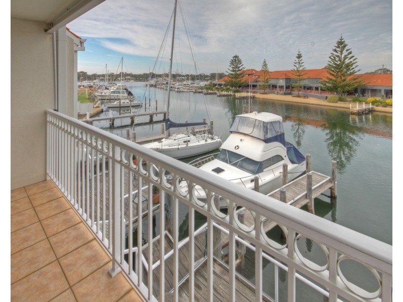 2/7 King, Paynesville VIC 3880