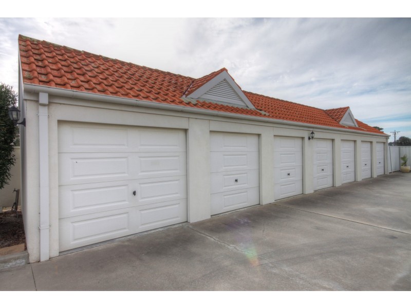 2/7 King, Paynesville VIC 3880