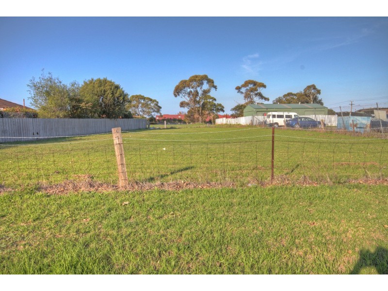 5 Burden Pl, Paynesville VIC 3880