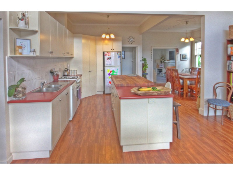 2 Anderson St, Bairnsdale VIC 3875