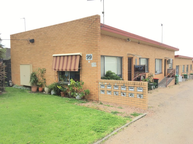 4/99 Day St, Bairnsdale VIC 3875