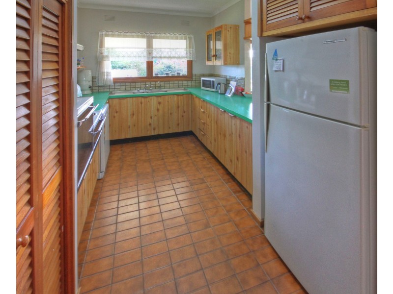 8 Greene St, Bairnsdale VIC 3875