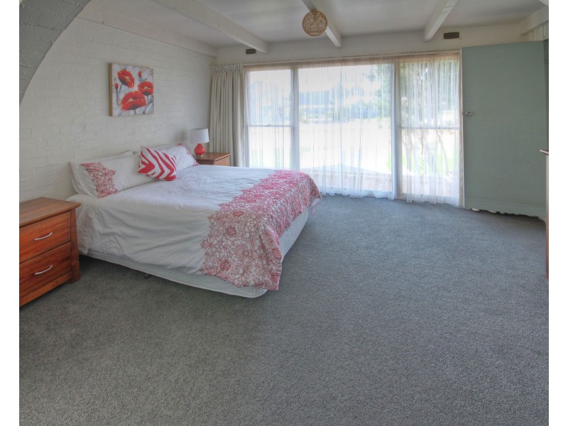 18 Mitchell St, Paynesville VIC 3880