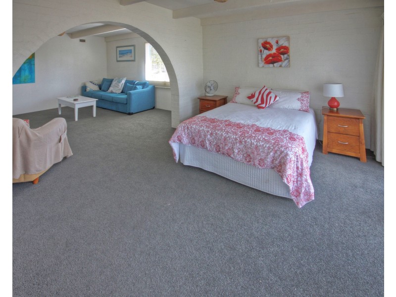 18 Mitchell St, Paynesville VIC 3880