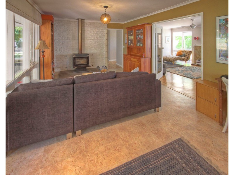 55 Clifton West Rd, Wy Yung VIC 3875