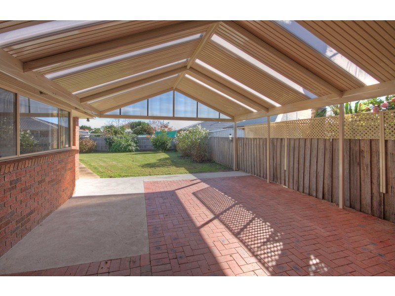 2 Alfred Pl, Eastwood VIC 3875