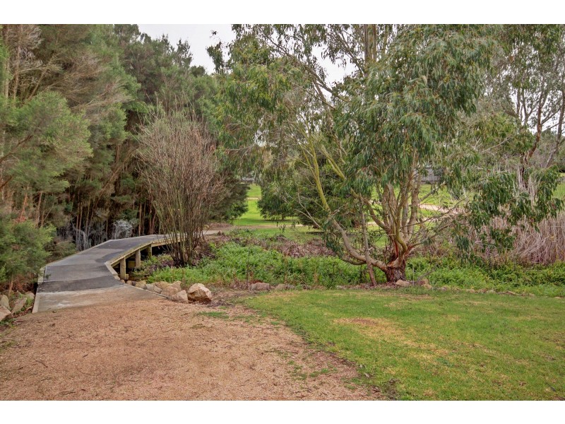 5B Morton Drive, Eastwood VIC 3875