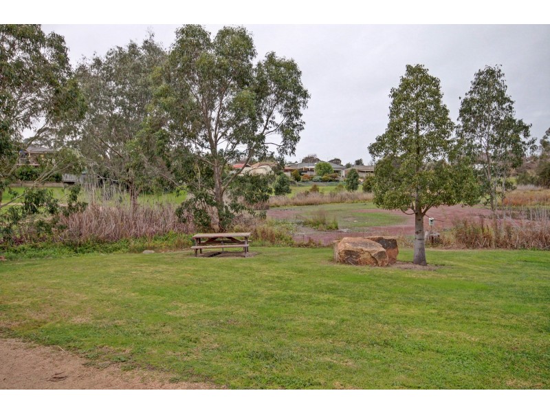 5B Morton Drive, Eastwood VIC 3875