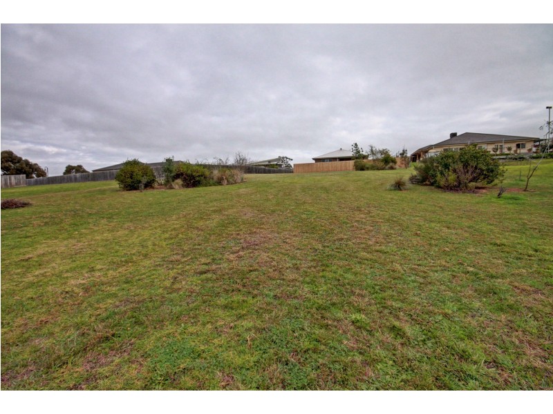 5B Morton Drive, Eastwood VIC 3875